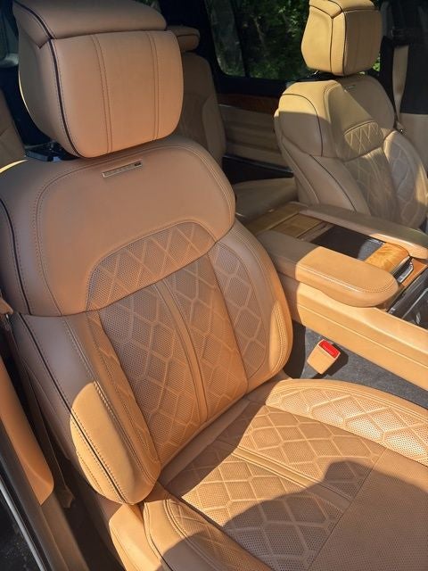 2023 Jeep Wagoneer Series III