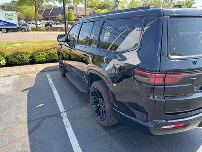 2022 Jeep Wagoneer Series III OBSIDIAN