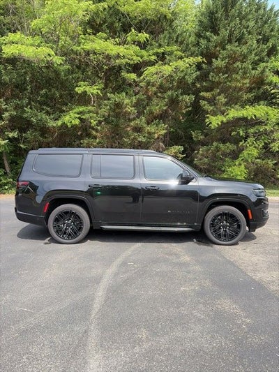 2022 Jeep Wagoneer Series III OBSIDIAN