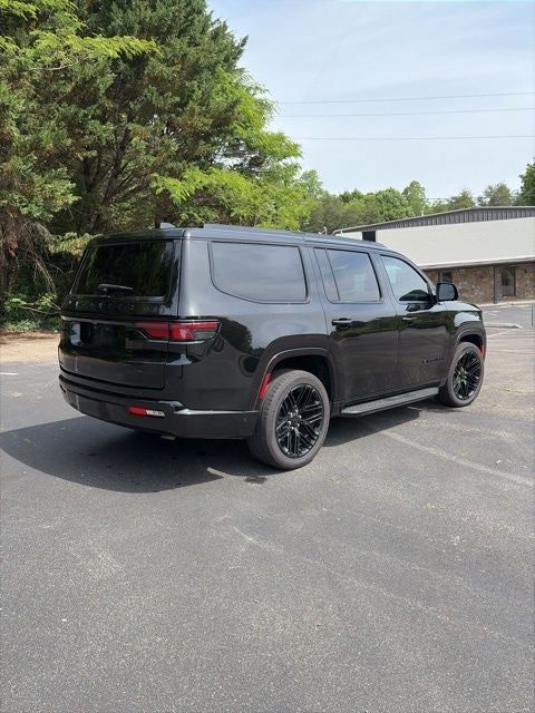 2022 Jeep Wagoneer Series III OBSIDIAN