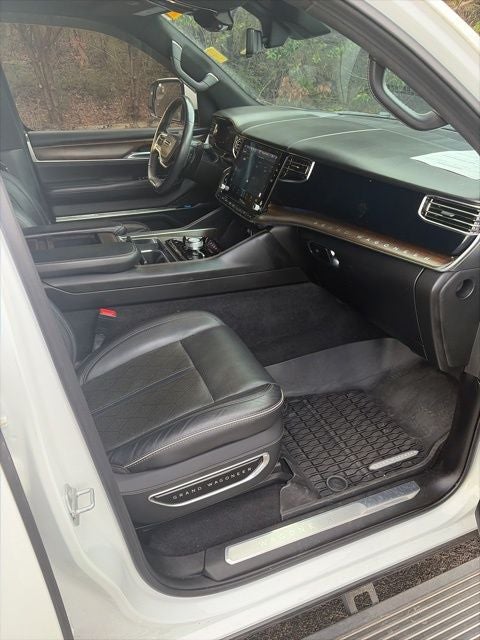 2022 Jeep Grand Wagoneer Series II