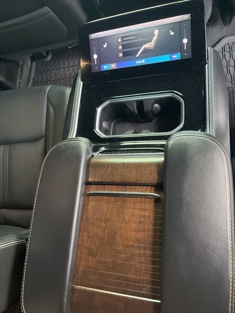 2022 Jeep Grand Wagoneer Series II