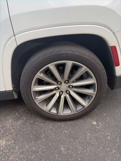 2022 Jeep Grand Wagoneer Series II