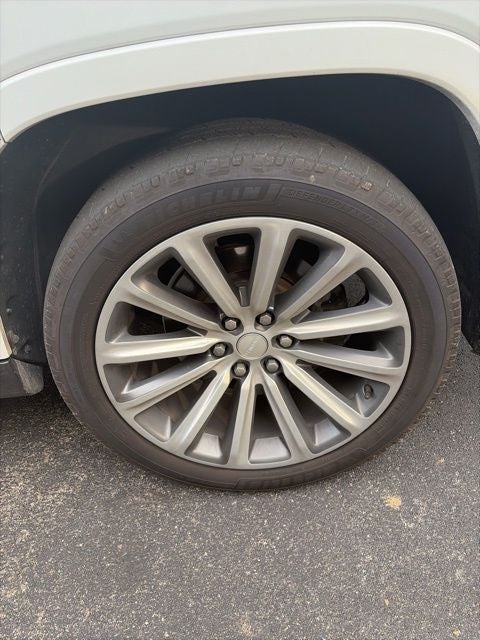 2022 Jeep Grand Wagoneer Series II