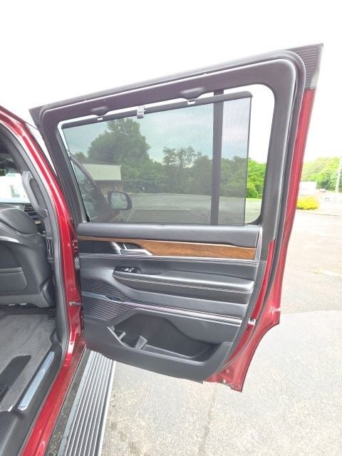 2023 Jeep Grand Wagoneer Series II