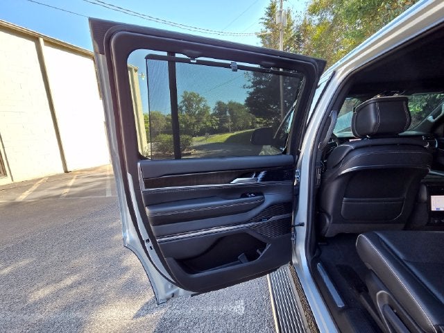 2023 Jeep Grand Wagoneer Series II