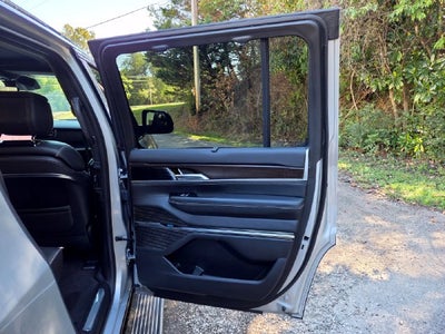 2023 Jeep Grand Wagoneer Series II