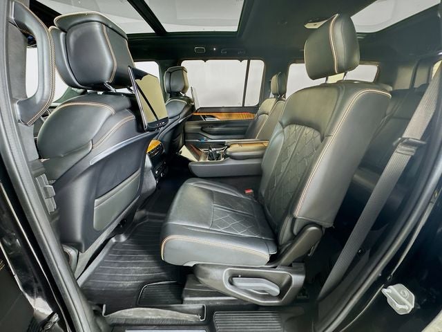 2022 Jeep Grand Wagoneer Series III