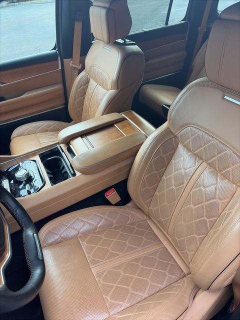 2024 Jeep Grand Wagoneer Series III