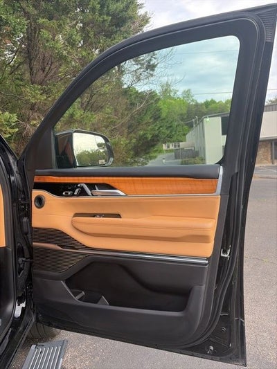 2024 Jeep Grand Wagoneer Series III