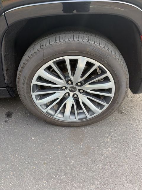 2024 Jeep Grand Wagoneer Series III