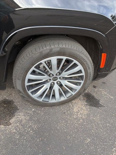 2024 Jeep Grand Wagoneer Series III