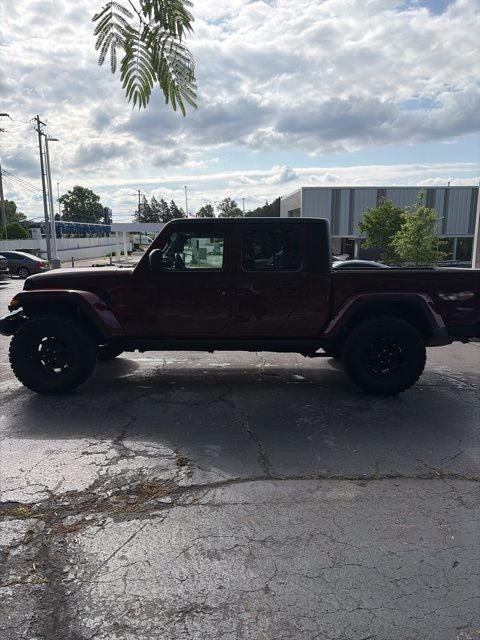 2021 Jeep Gladiator Willys