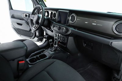 2023 Jeep Gladiator Overland