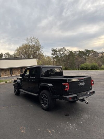 2023 Jeep Gladiator Overland