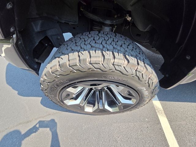 2022 RAM 1500 Laramie BLACK WIDOW