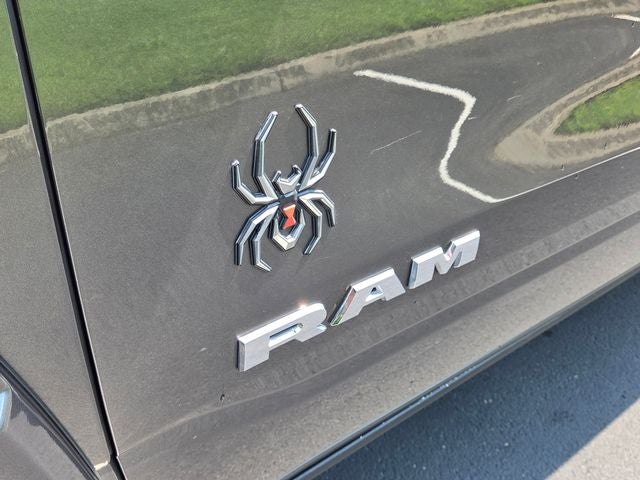 2022 RAM 1500 Laramie BLACK WIDOW