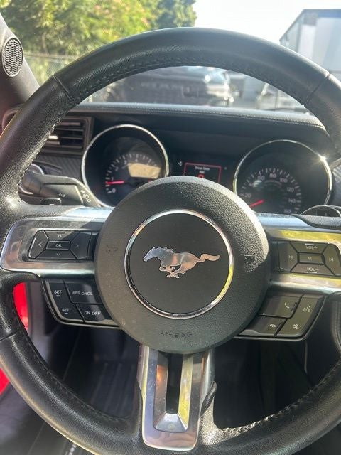 2017 Ford Mustang V6