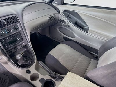 2002 Ford Mustang V6