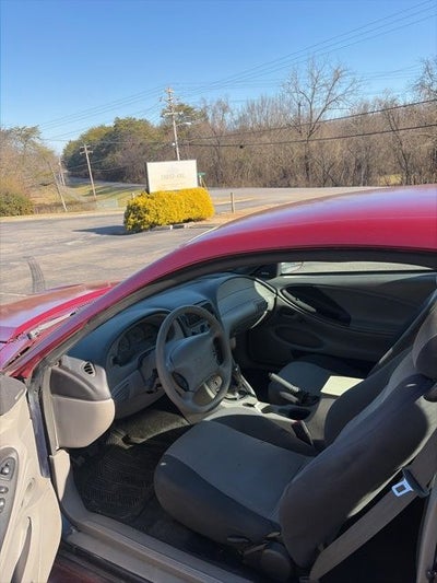 2002 Ford Mustang V6