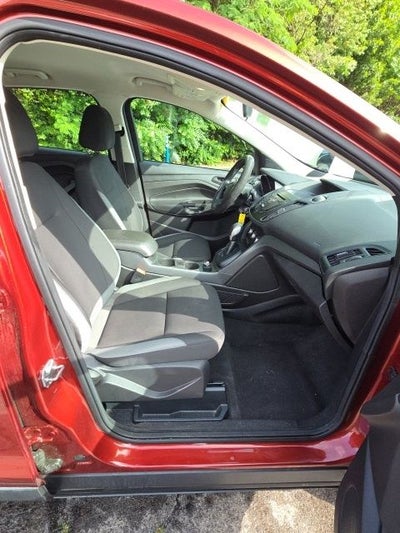 2015 Ford Escape S