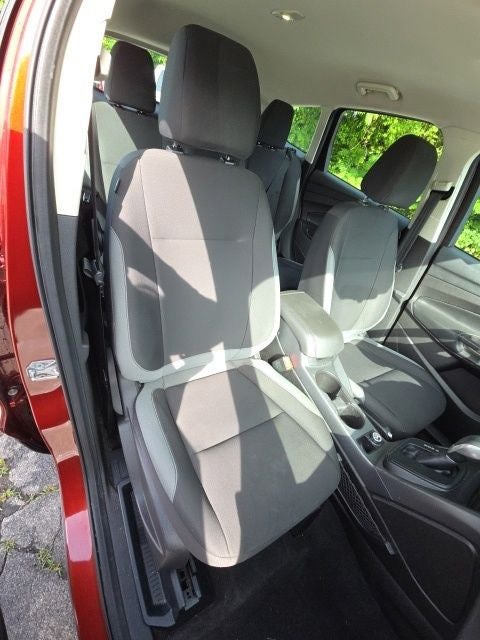 2015 Ford Escape S