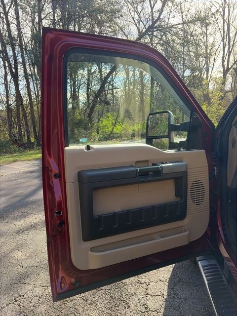 2016 Ford F-350SD Lariat DRW