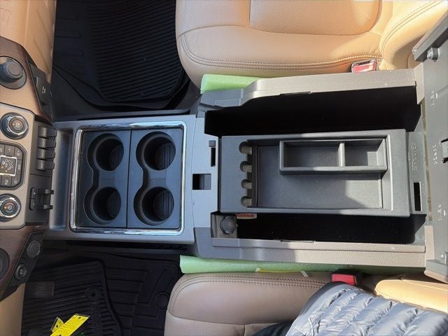 2016 Ford F-350SD Lariat DRW