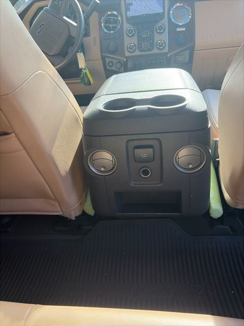 2016 Ford F-350SD Lariat DRW