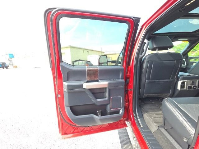 2022 Ford F-350SD Lariat DRW