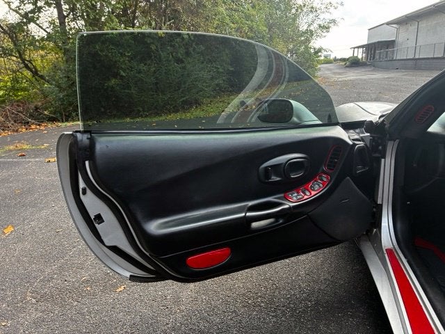 2003 Chevrolet Corvette Base