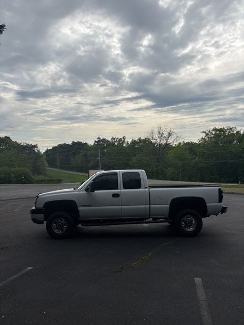 2004 Chevrolet Silverado 2500HD Work Truck