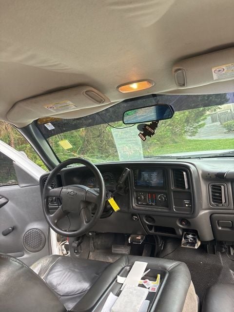 2004 Chevrolet Silverado 2500HD Work Truck