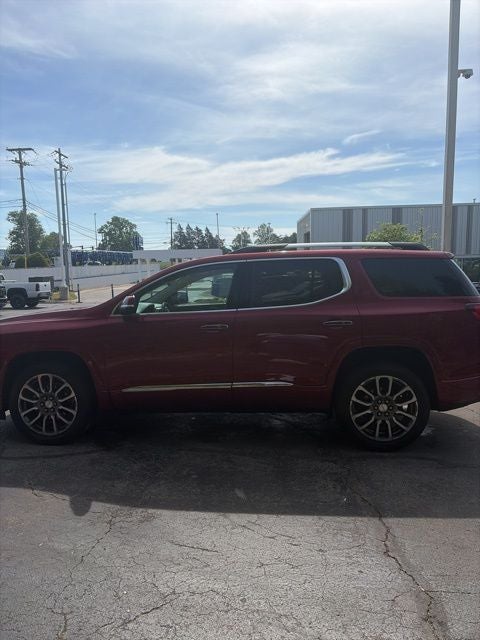 2021 GMC Acadia Denali