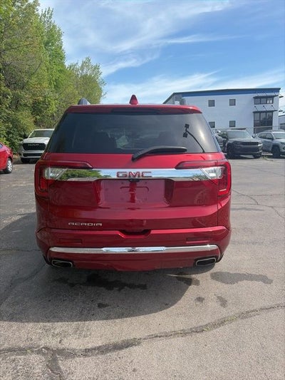 2021 GMC Acadia Denali