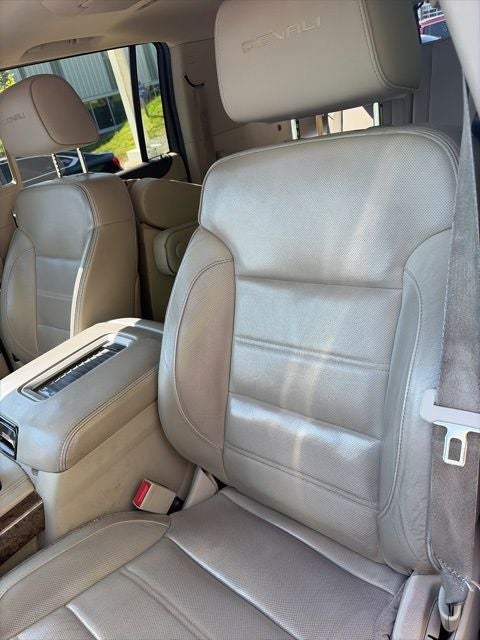 2016 GMC Yukon XL Denali