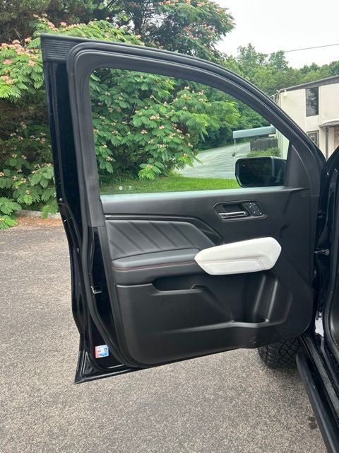 2024 GMC Canyon AT4X