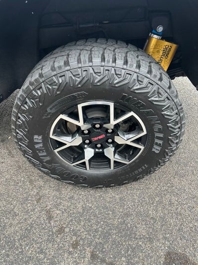 2024 GMC Canyon AT4X
