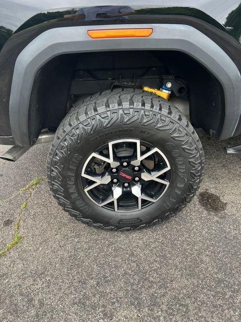 2024 GMC Canyon AT4X