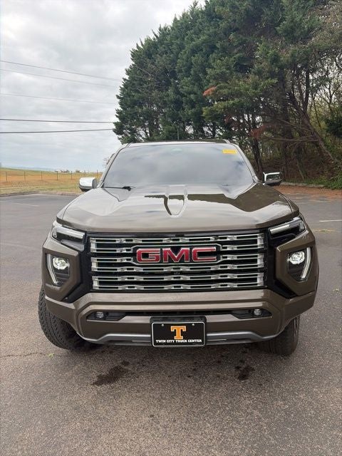 2024 GMC Canyon Denali