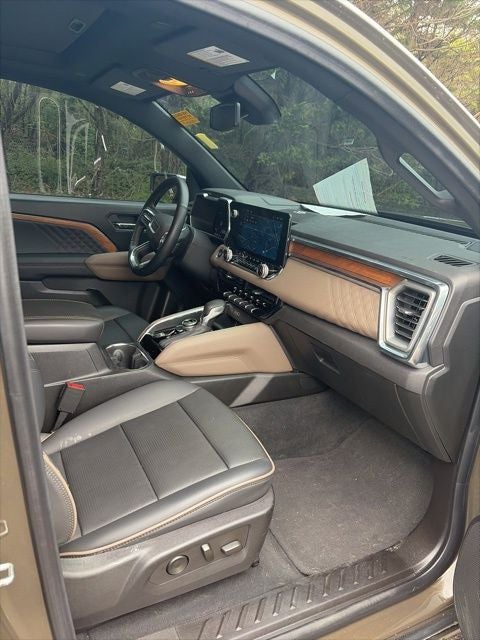 2024 GMC Canyon Denali