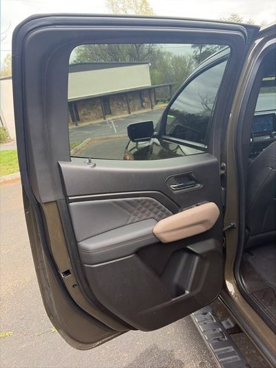 2024 GMC Canyon Denali