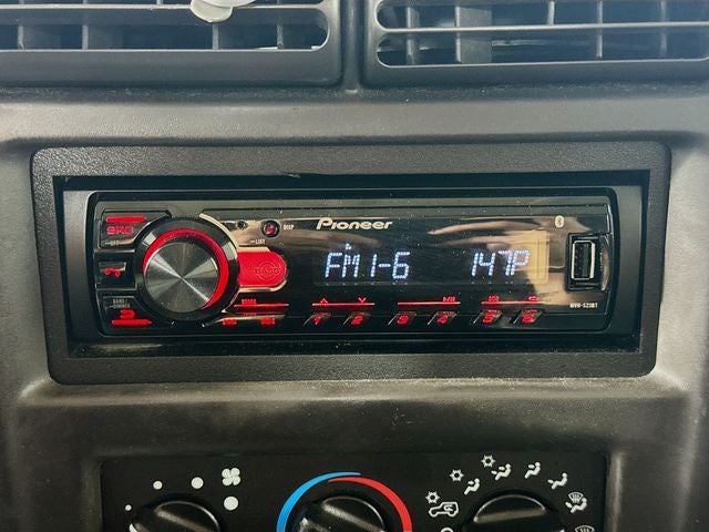 1999 Jeep Wrangler SE