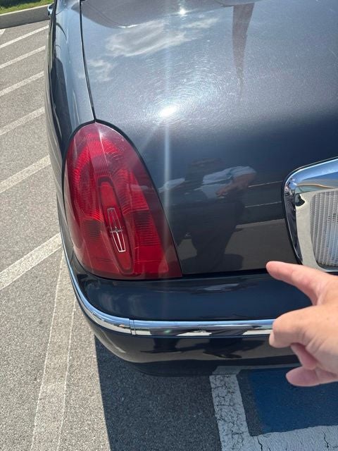 1998 Lincoln Town Car Signature