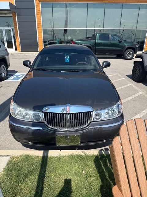 1998 Lincoln Town Car Signature