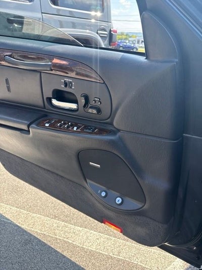 1998 Lincoln Town Car Signature