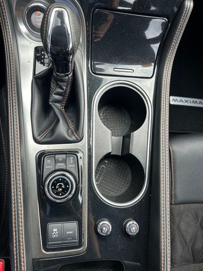 2023 Nissan Maxima SR