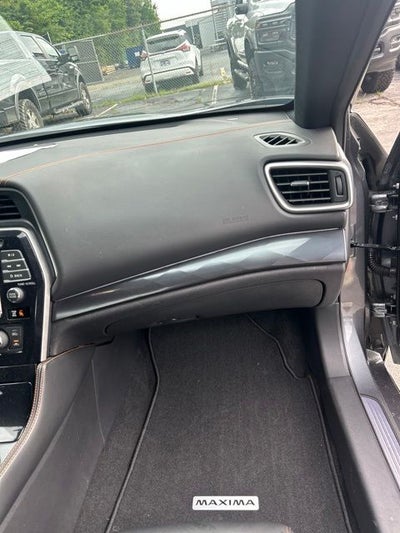 2023 Nissan Maxima SR