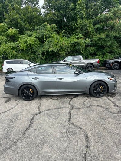 2023 Nissan Maxima SR