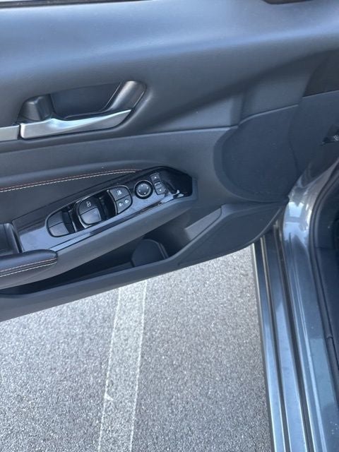 2023 Nissan Altima 2.0 SR
